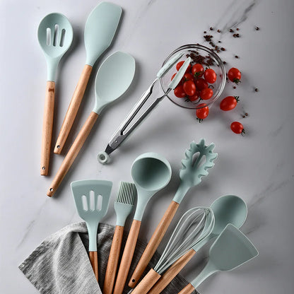 Ahşap Saplı Set